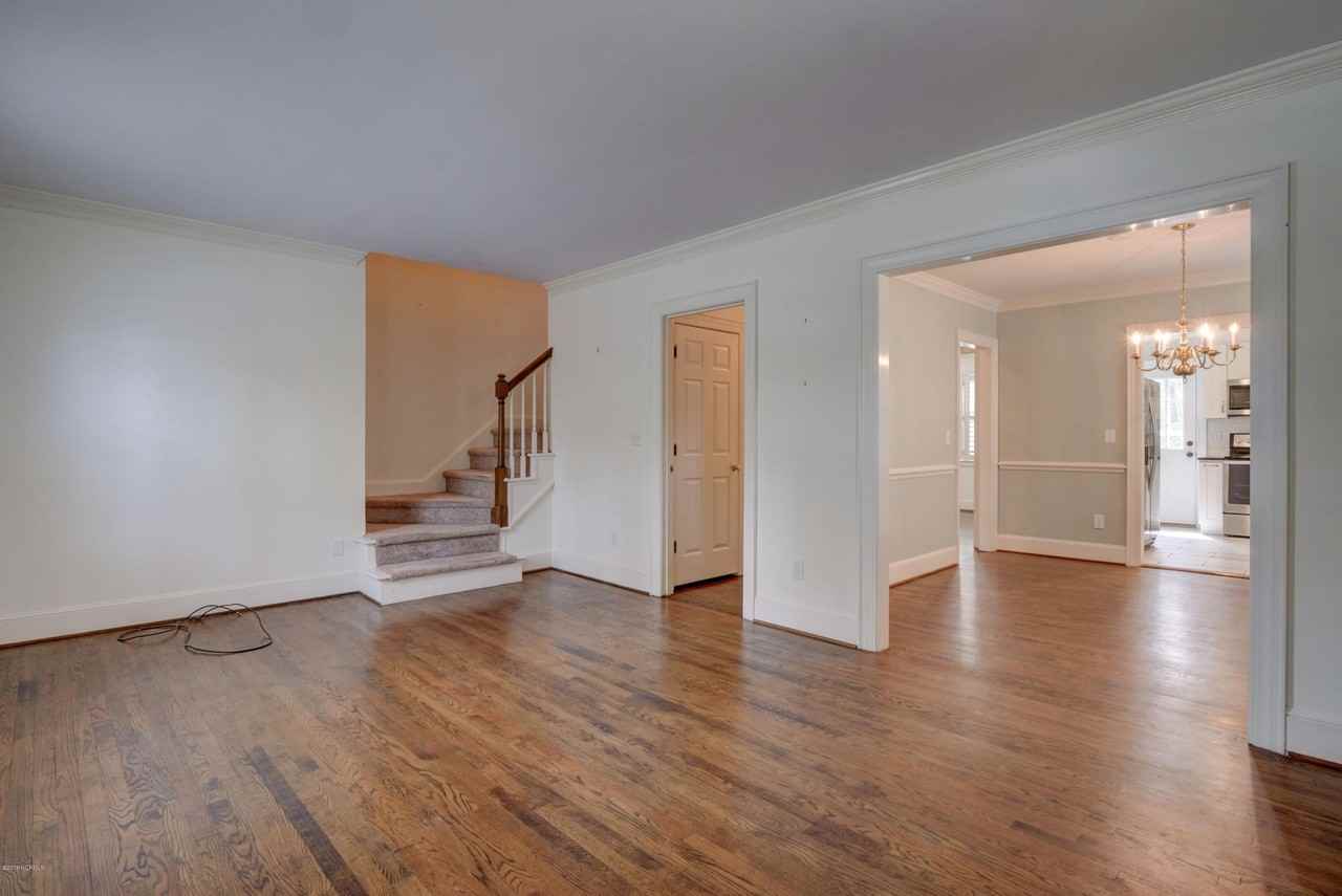 2724 Oleander Dr #C - Photo 4 of 26