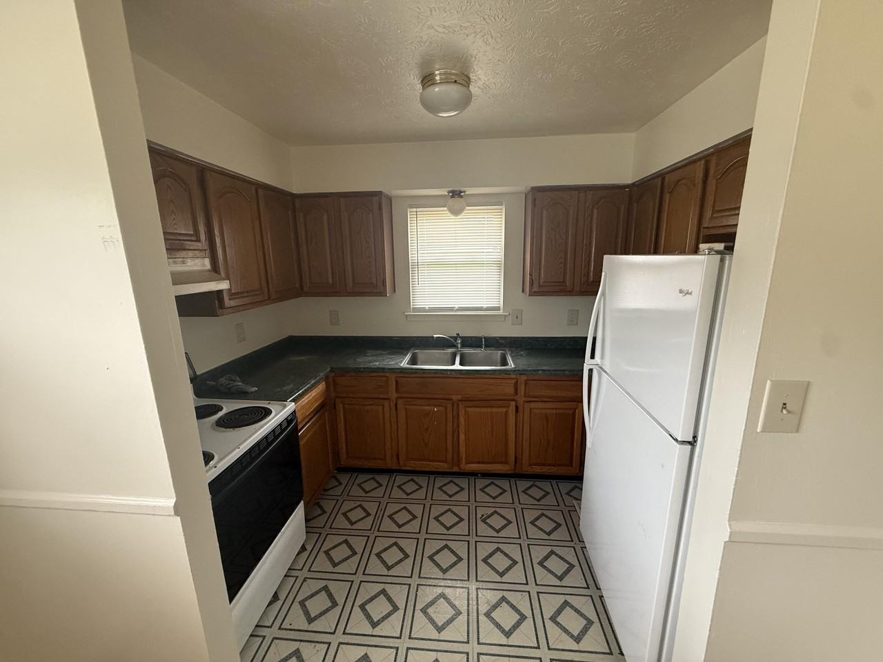 1207 Trent Blvd #B - Photo 6 of 11