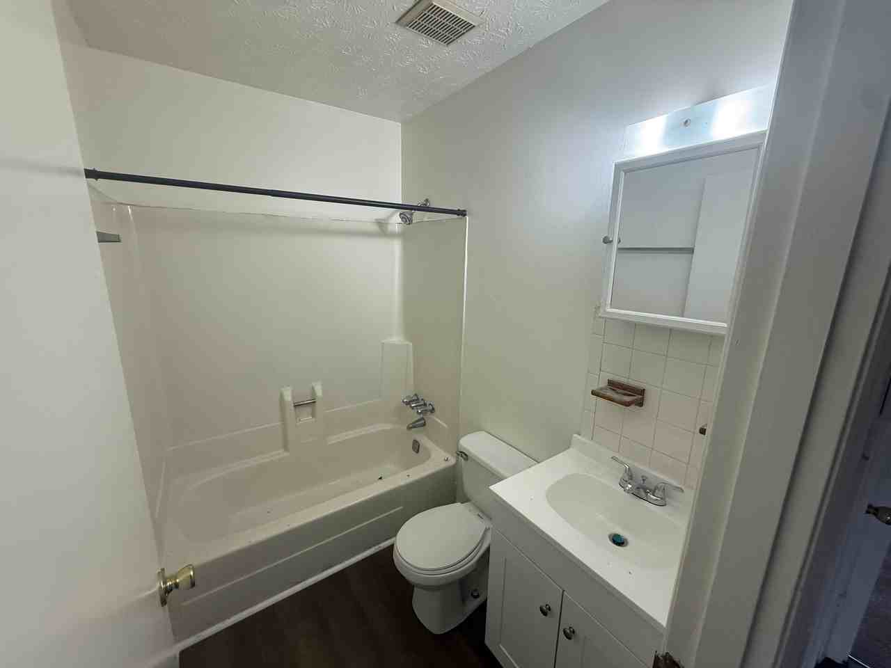 1207 Trent Blvd #B - Photo 7 of 11