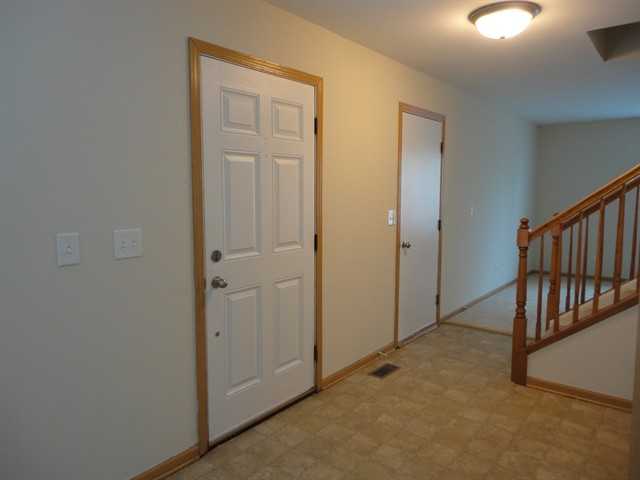 1328 Emington Ln - Photo 2 of 20