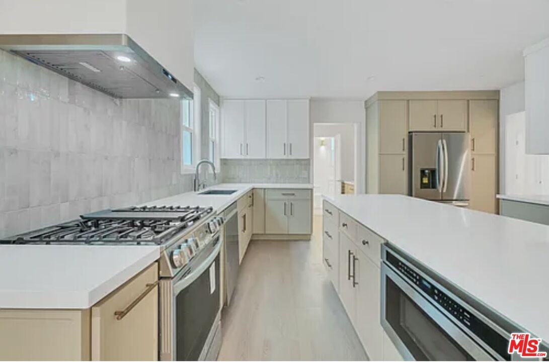 6446 W 6th St - Photo 5 of 8