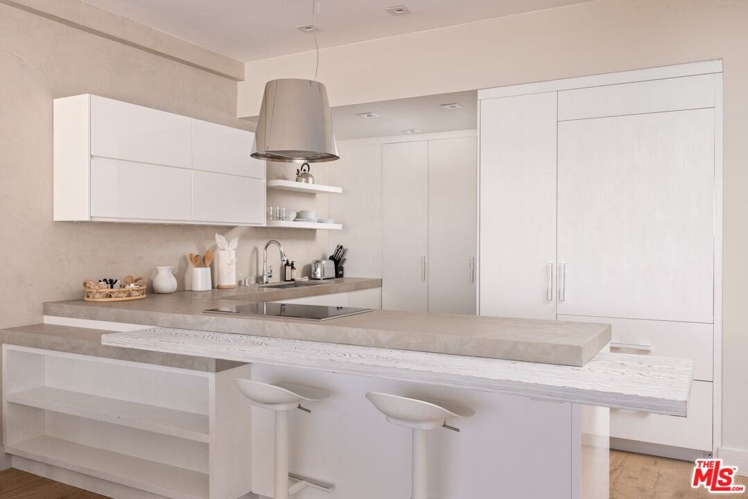 9255 Doheny Rd #704 - Photo 6 of 8