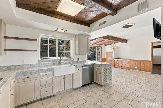 72 Saddleback Rd - Photo 6 of 8