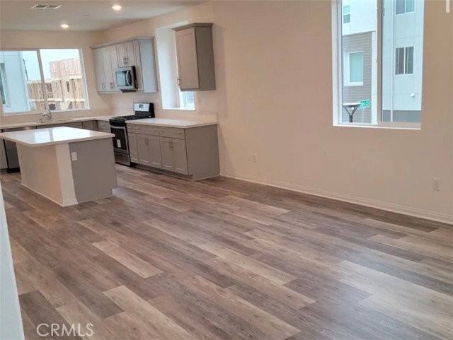 14057 Ruby Ln #5 - Photo 6 of 8