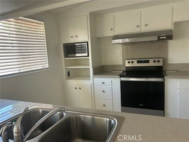 248 Wake Forest Rd - Photo 7 of 8