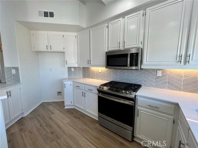 28745 La Triana - Photo 3 of 8