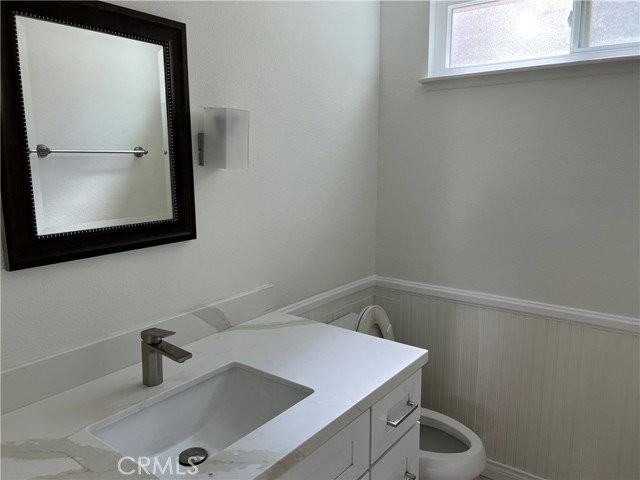30542 N Hampton Rd - Photo 3 of 6