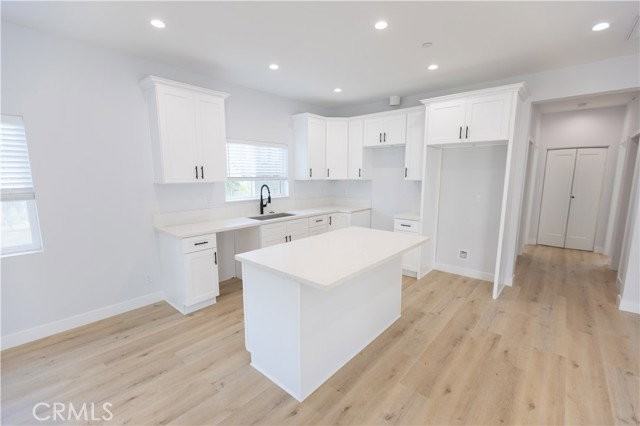 7242 Valley View St - Photo 4 of 8