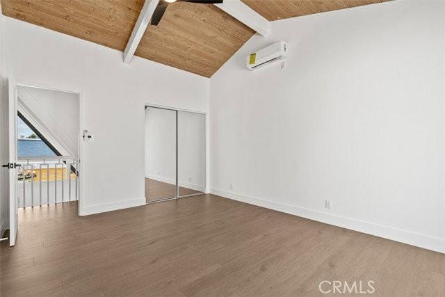 319 62nd St - Photo 2 of 8