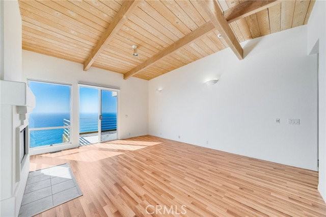 31176 Ceanothus Dr - Photo 3 of 8