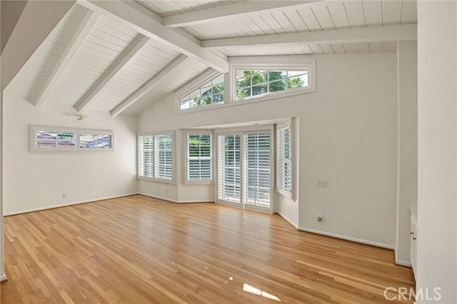 18220 Clark St - Photo 5 of 8