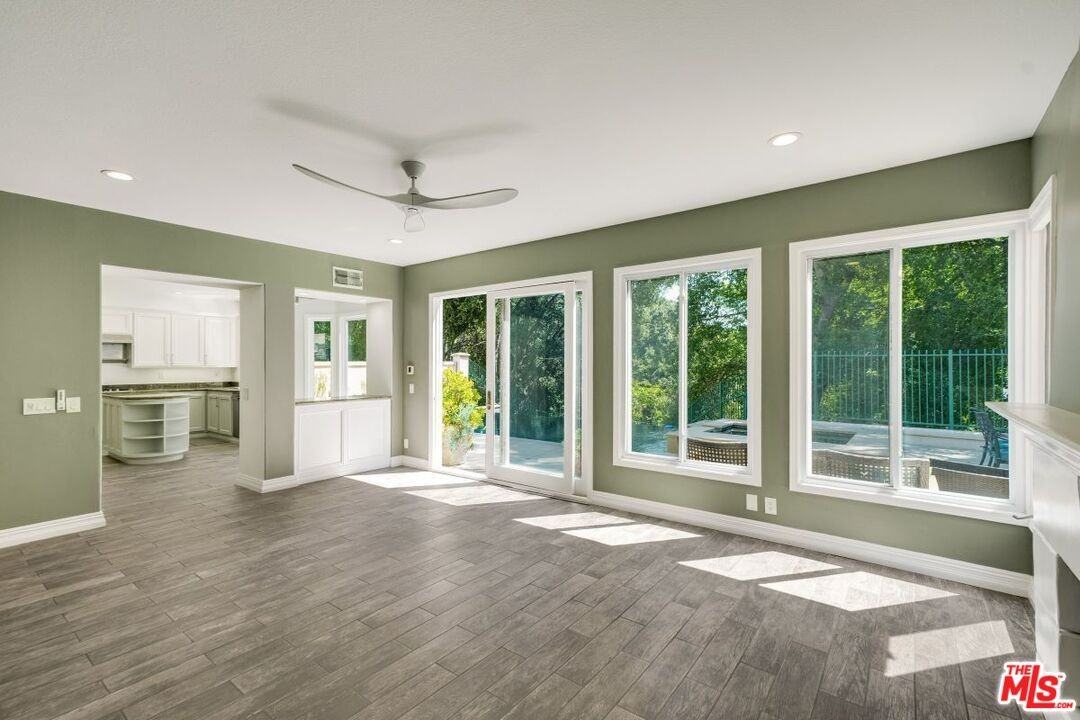 4342 Park Verdi - Photo 2 of 8