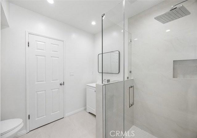 826 E Olive Ave - Photo 5 of 8