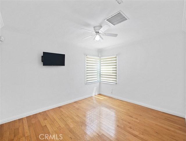 826 E Olive Ave - Photo 6 of 8