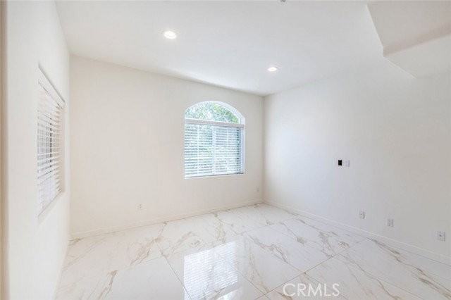 1201 Viola Ave #103 - Photo 3 of 8