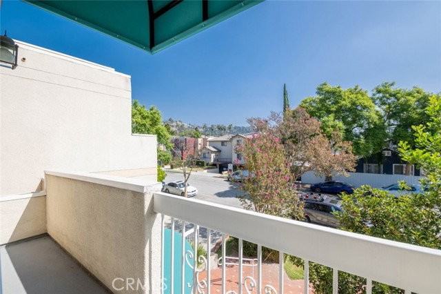 1201 Viola Ave #103 - Photo 4 of 8
