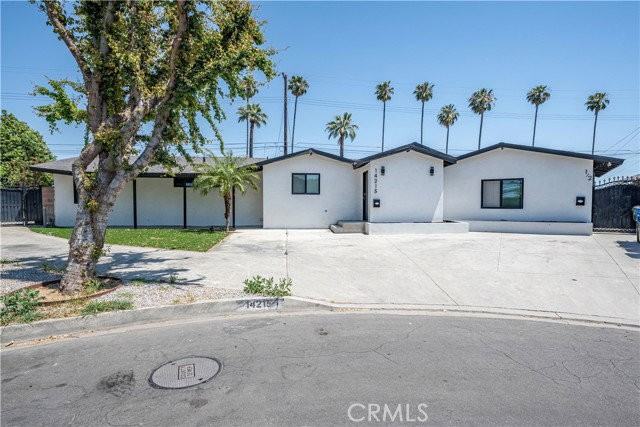 14215 Ragus St - Photo 6 of 8