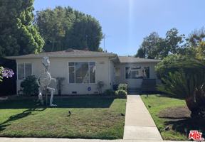 featured image of 2271 Prosser Ave