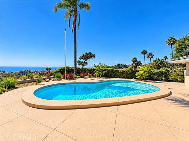 1156 Las Pulgas Pl - Photo 2 of 8