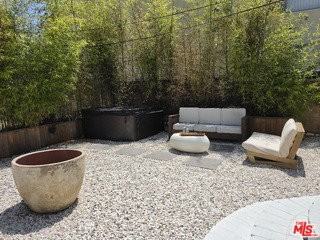 2310 Oak St - Photo 7 of 7