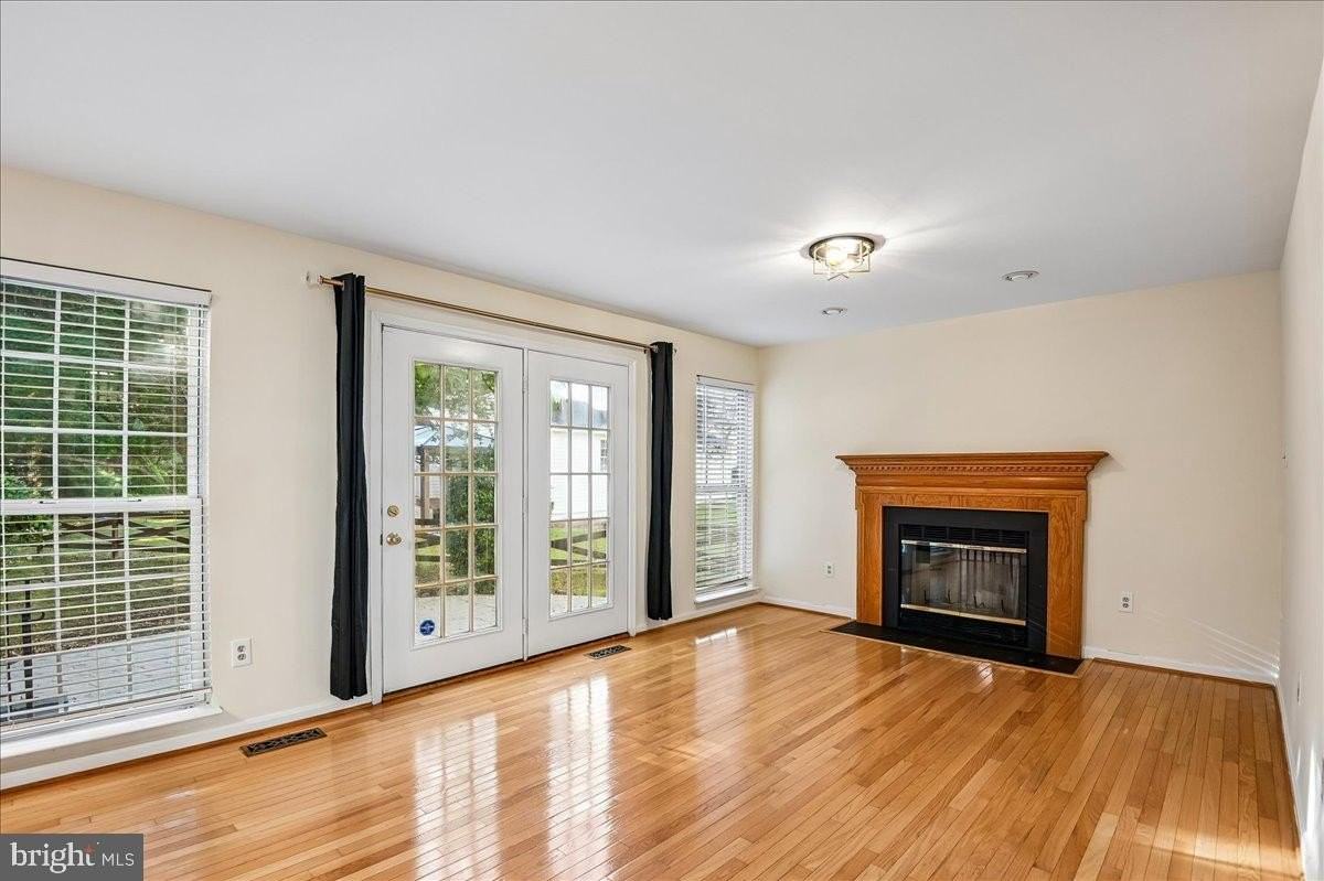 1619 Sage Brush Ct - Photo 5 of 50