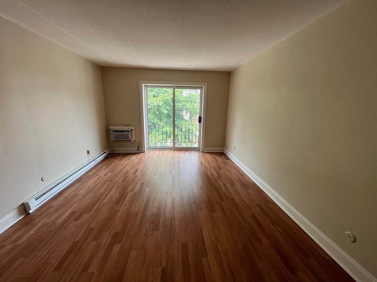 151 Robinson St #42 - Photo 2 of 18