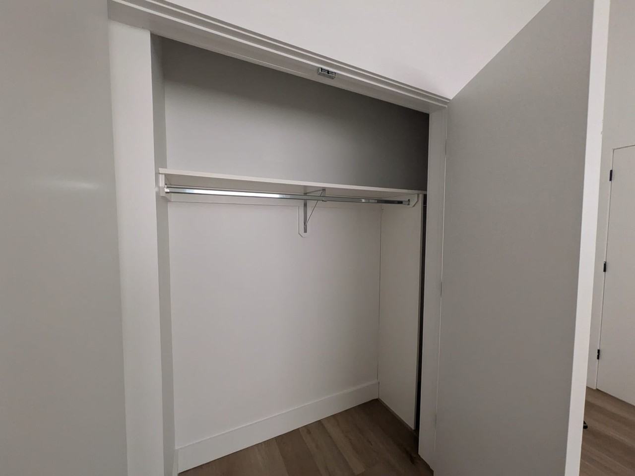 39 Madison Street #106 - Photo 4 of 10