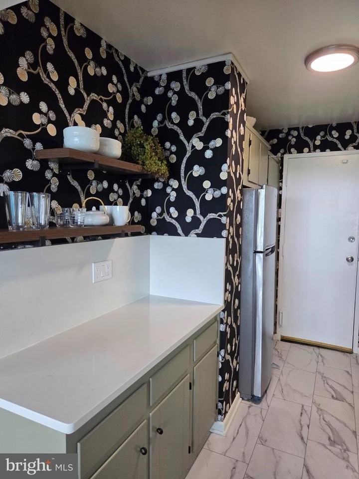 10500 Rockville Pike - Photo 5 of 15