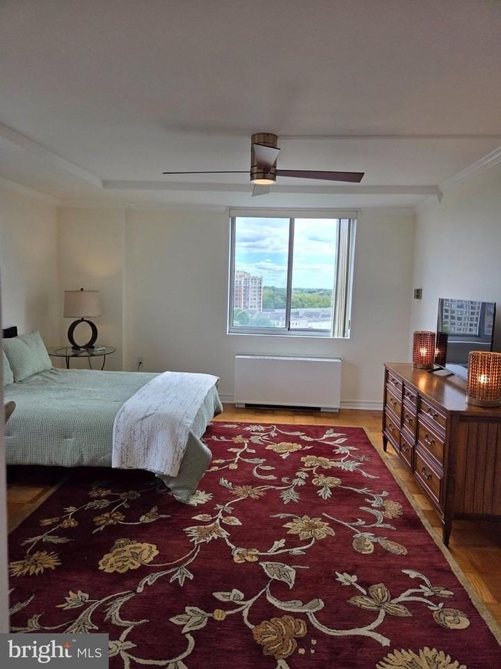 10500 Rockville Pike - Photo 7 of 15
