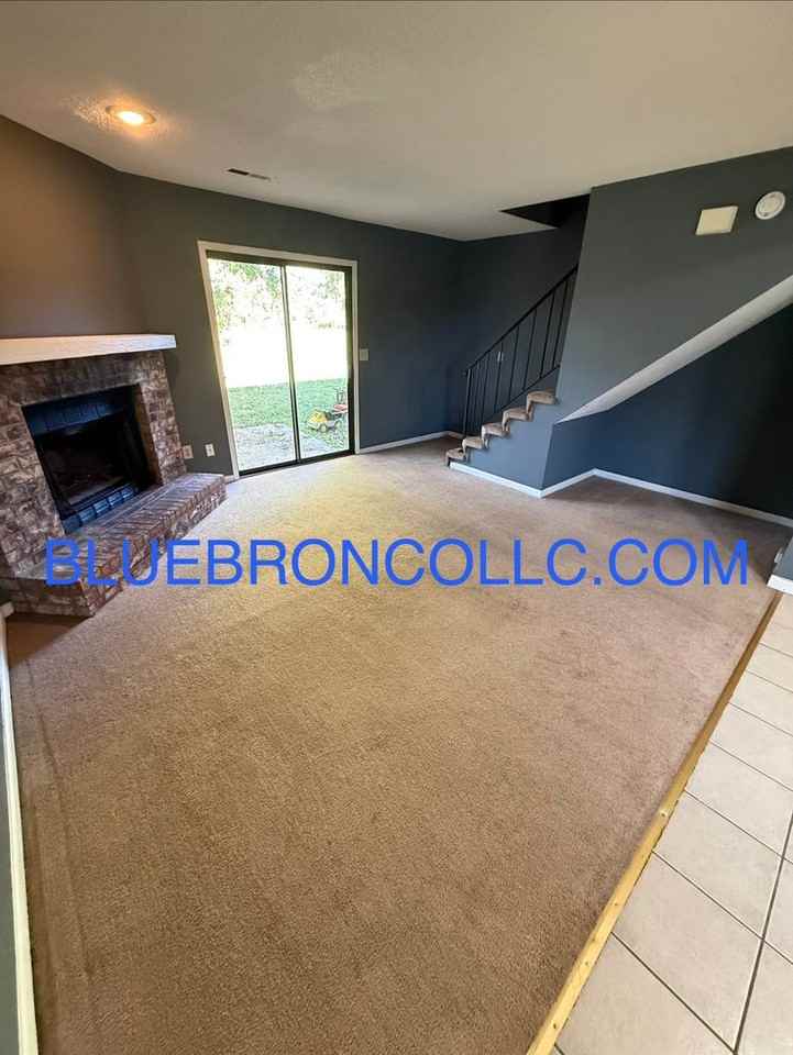 415 Ne Churchill St - Photo 5 of 10