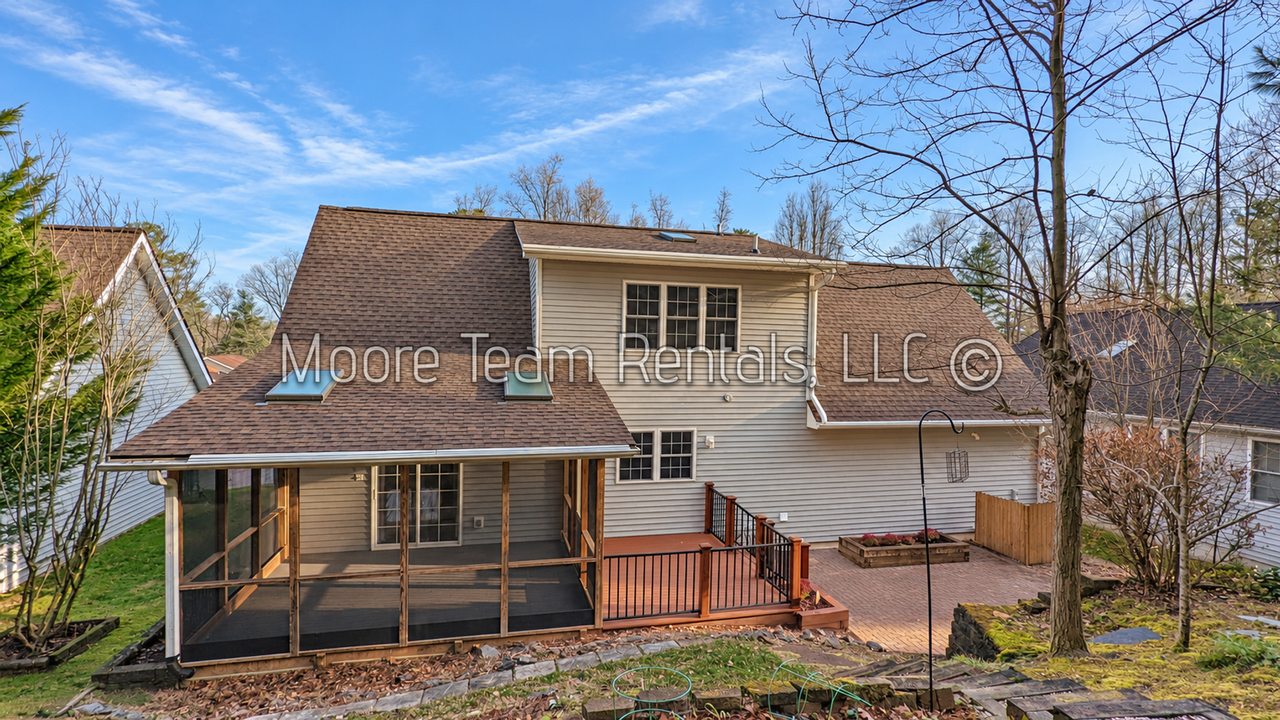 306 Ewarts Hill Rd - Photo 5 of 25