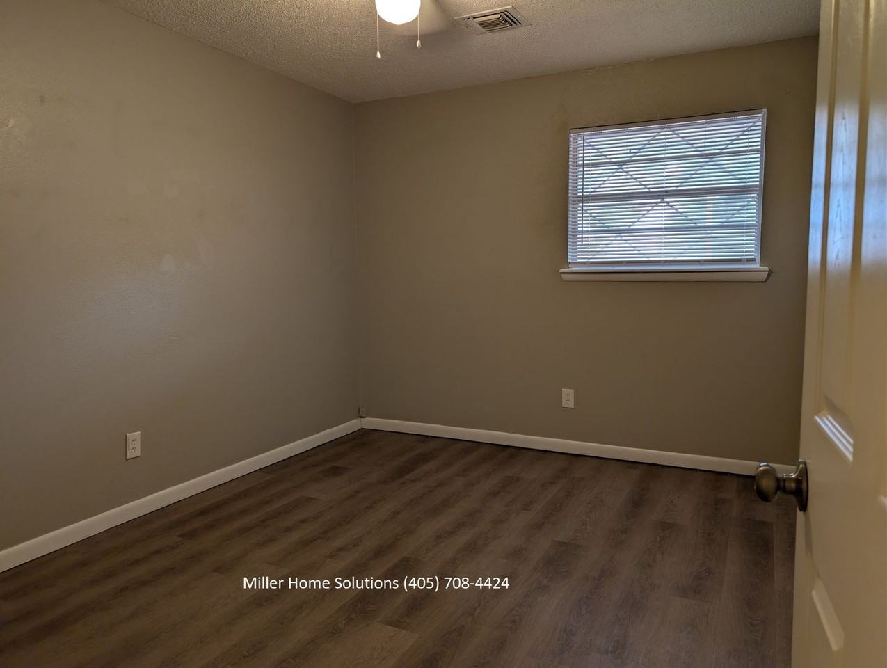 644 Lotus Ave - Photo 2 of 16
