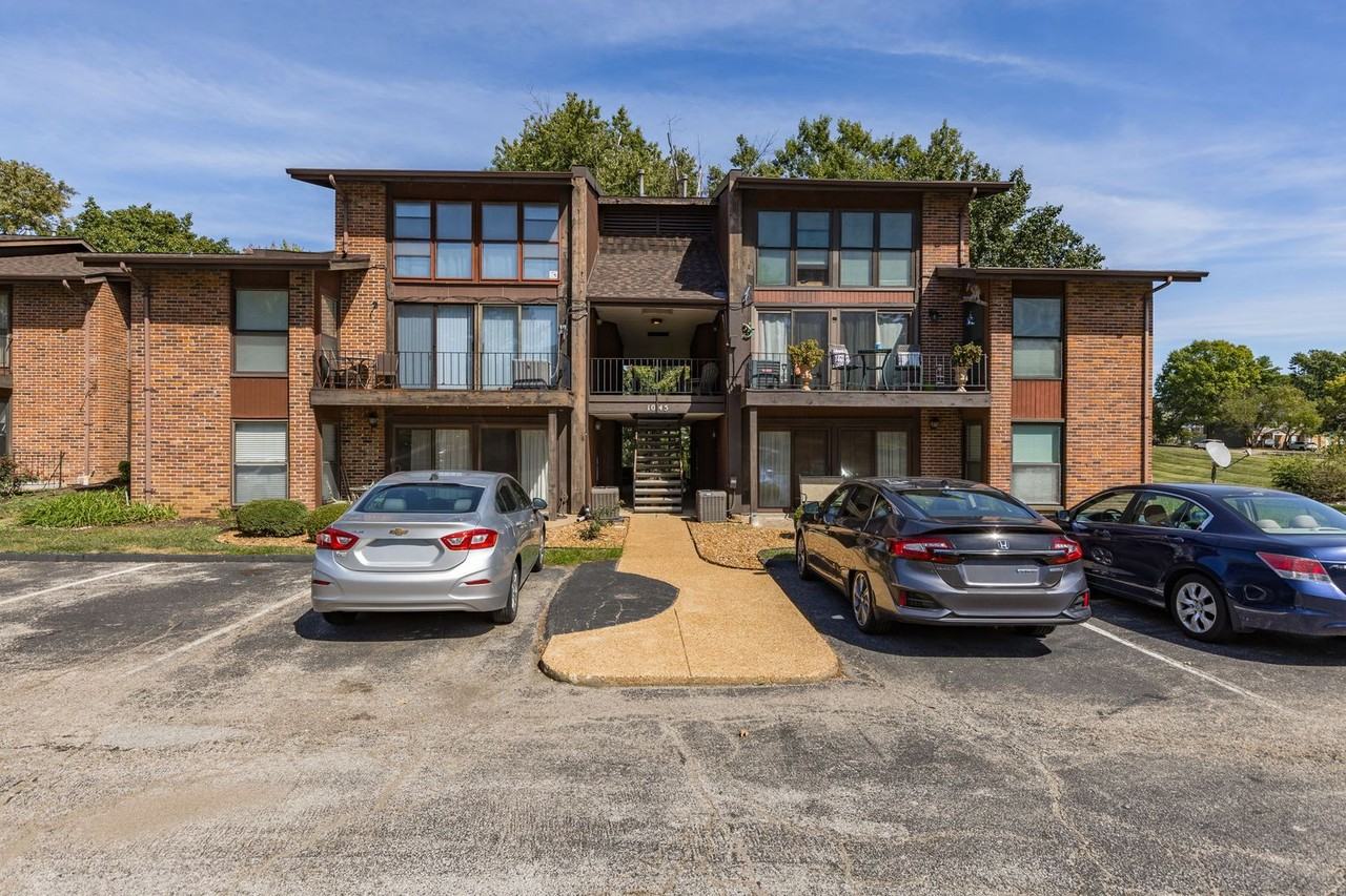 1045 Mersey Bend Dr - Photo 6 of 50