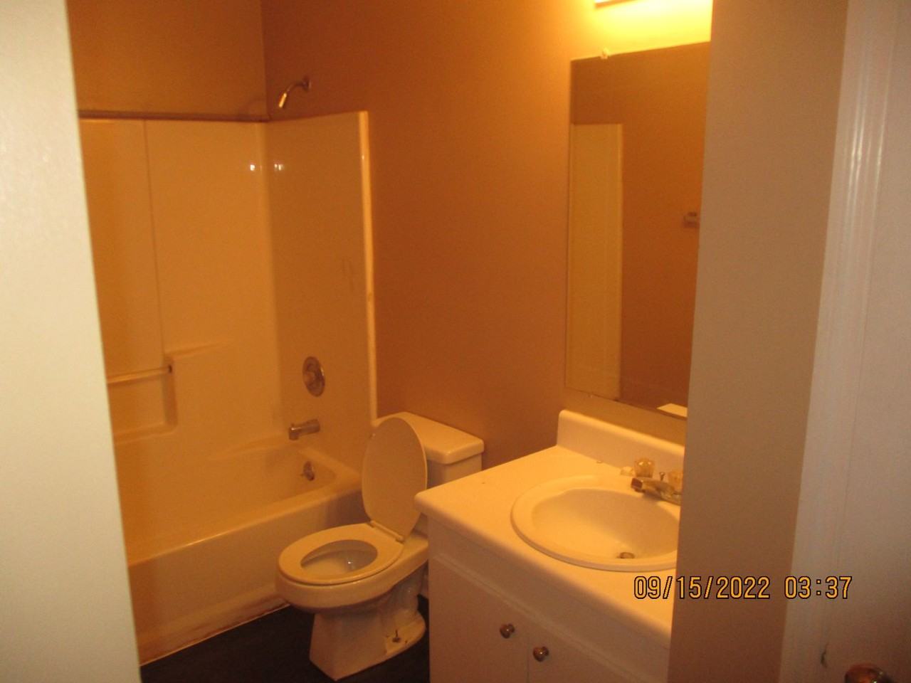 2507 Cardinal St Apt B - Photo 4 of 11