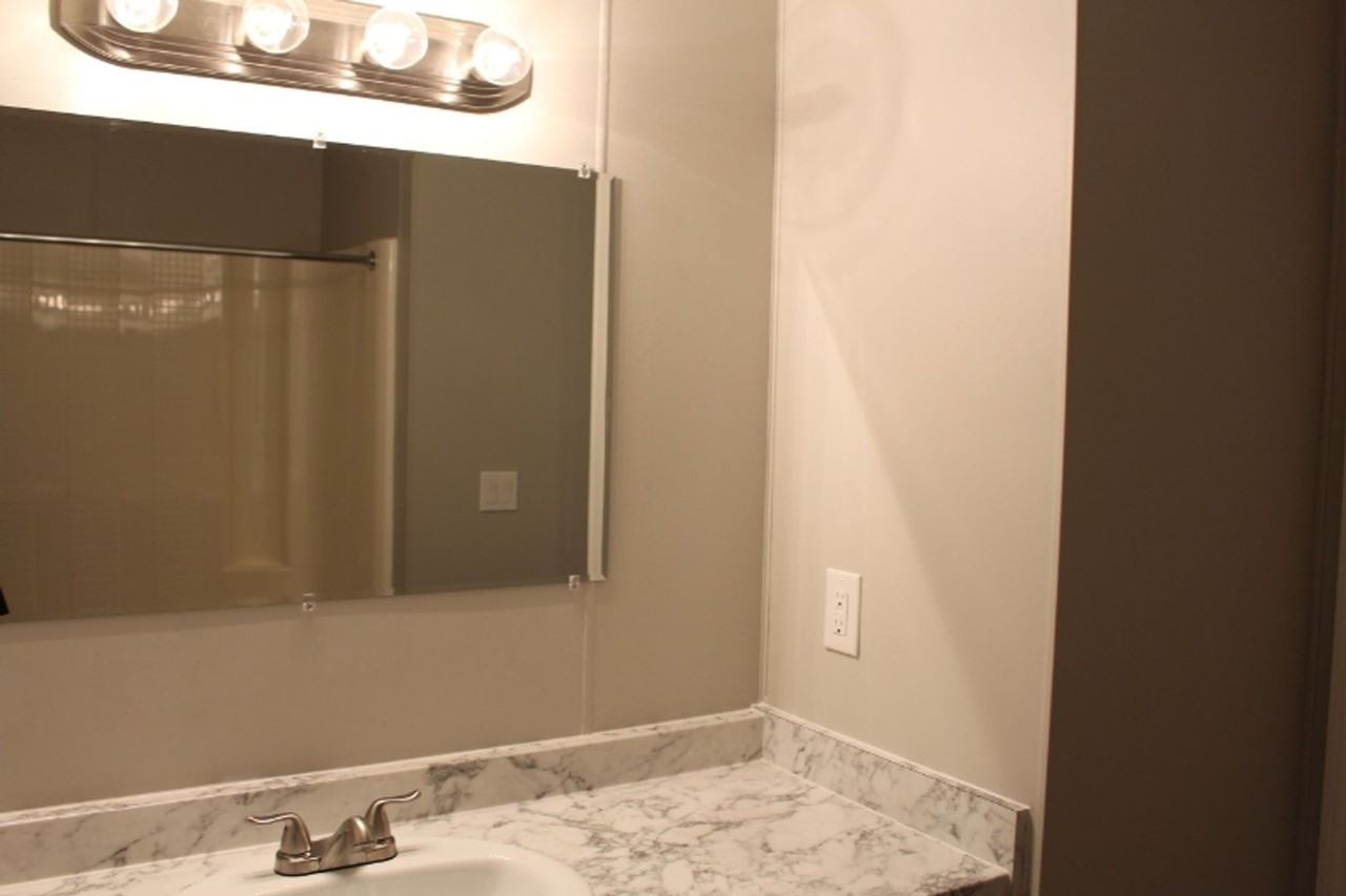 739 Shamrock Ln - Photo 7 of 30