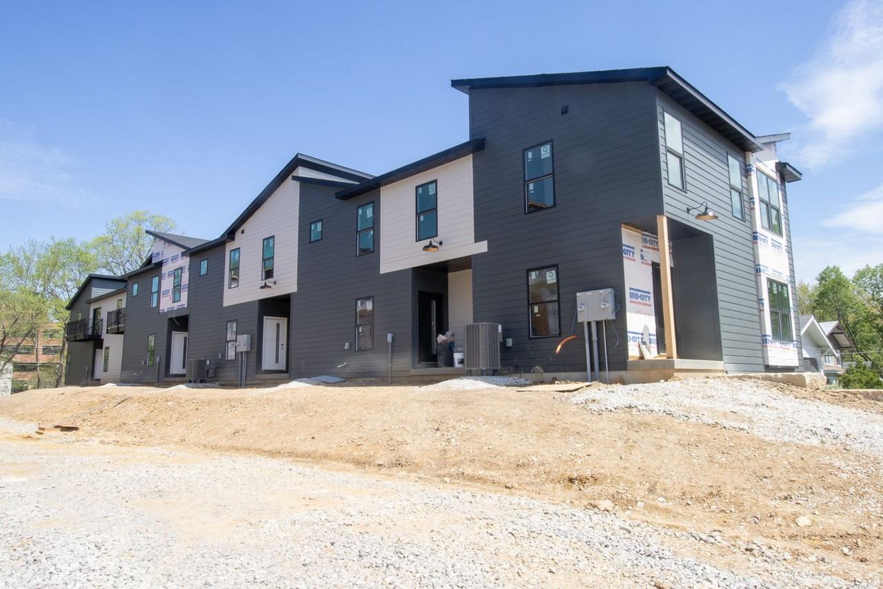 1615 University Ave #101 - Photo 4 of 8