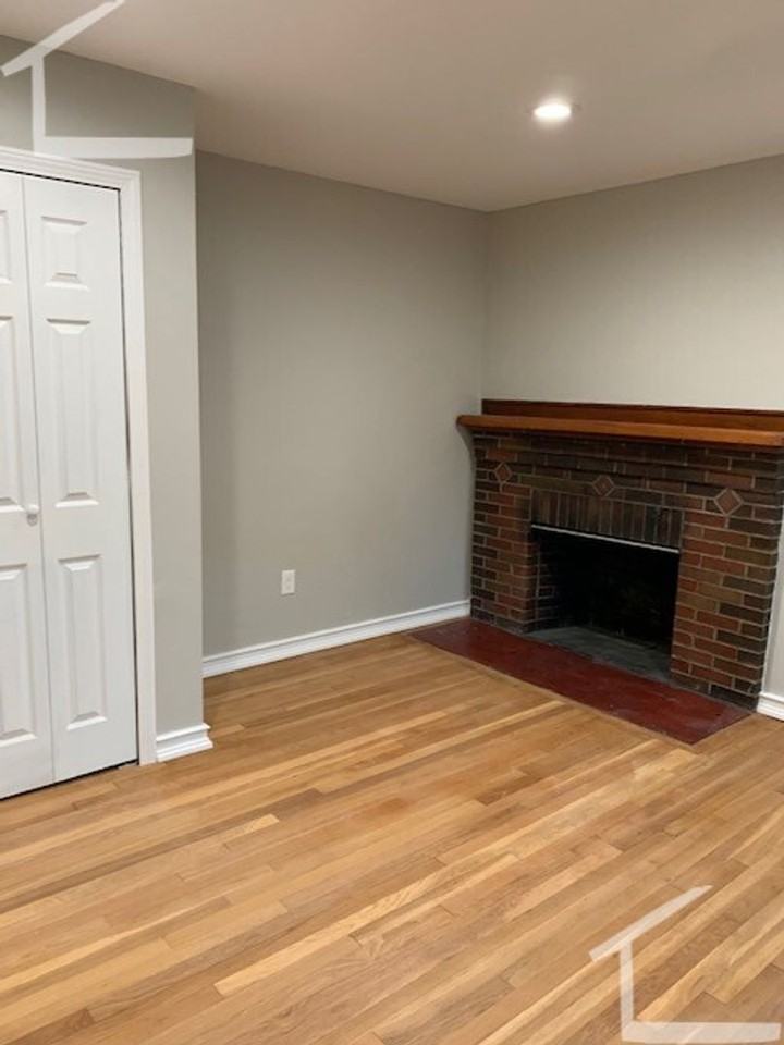 256 Corey Rd - Photo 3 of 6