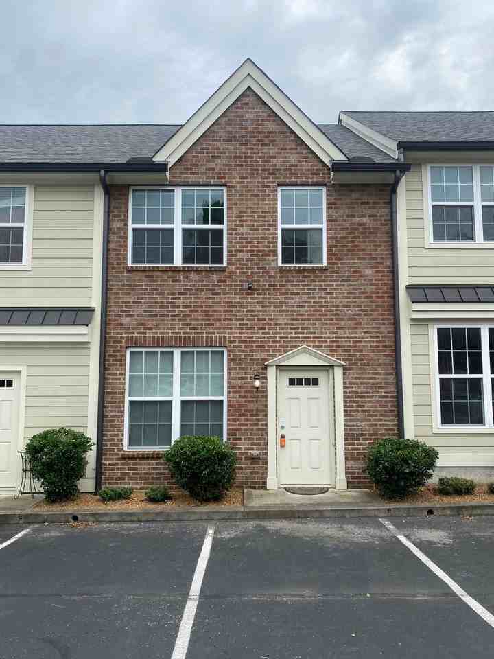 119 Porter Ter - Photo 2 of 25