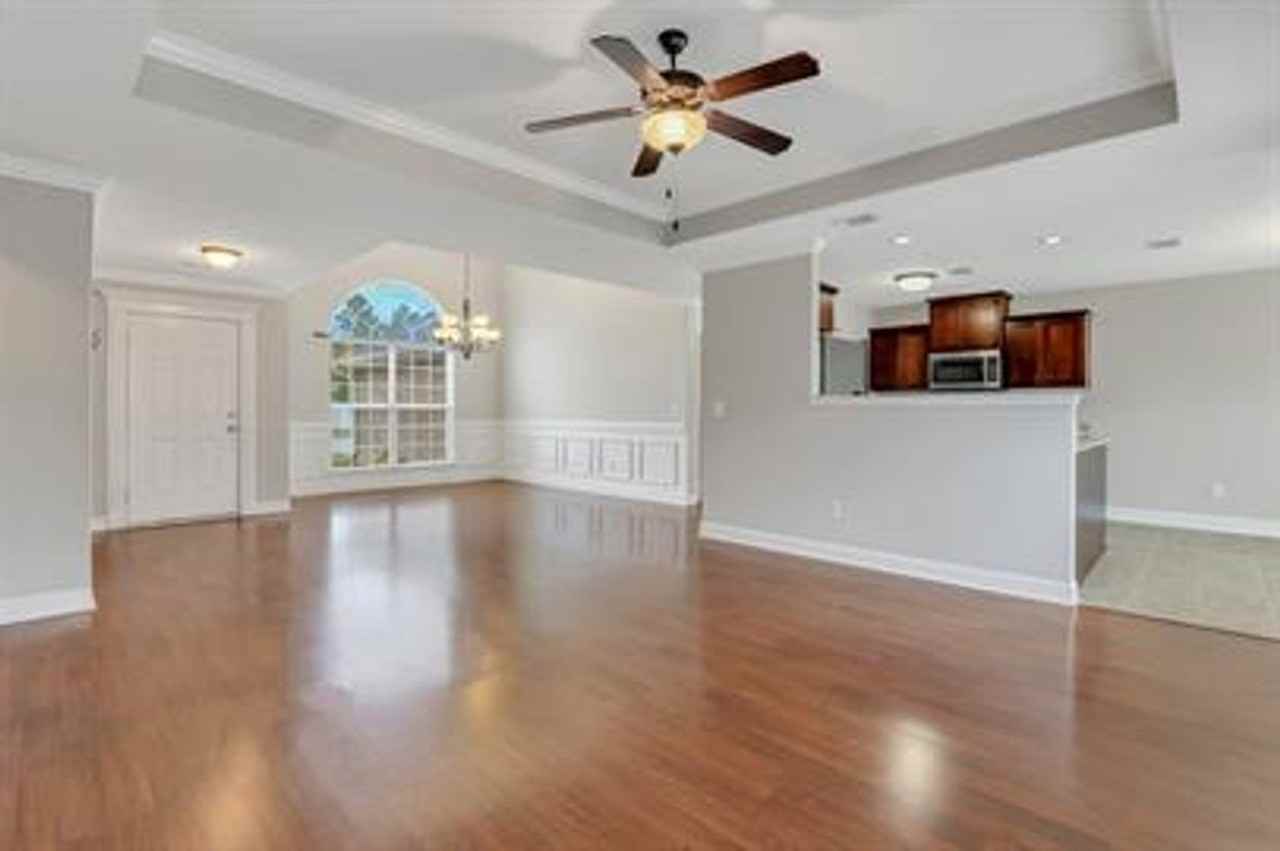1401 Fawn Ct - Photo 5 of 10
