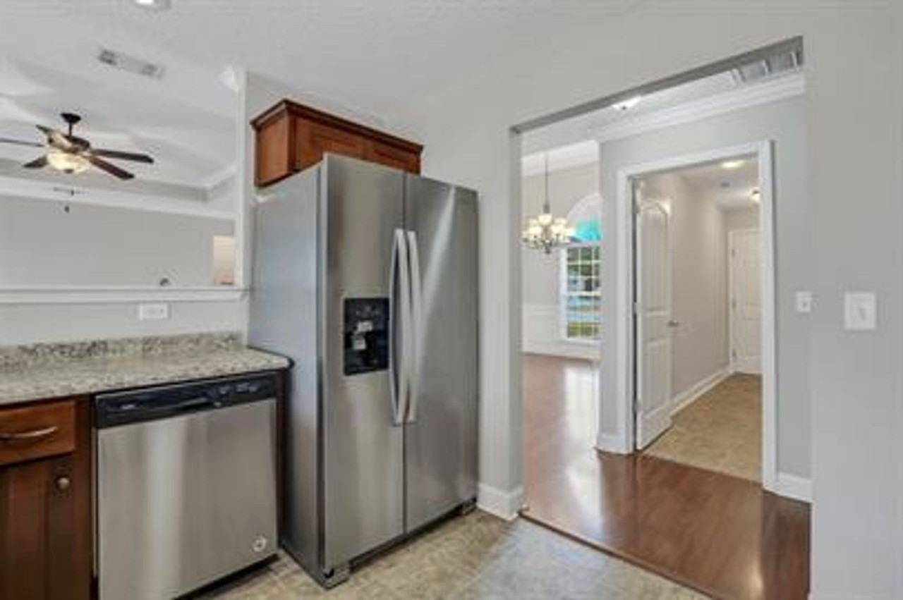 1401 Fawn Ct - Photo 7 of 10