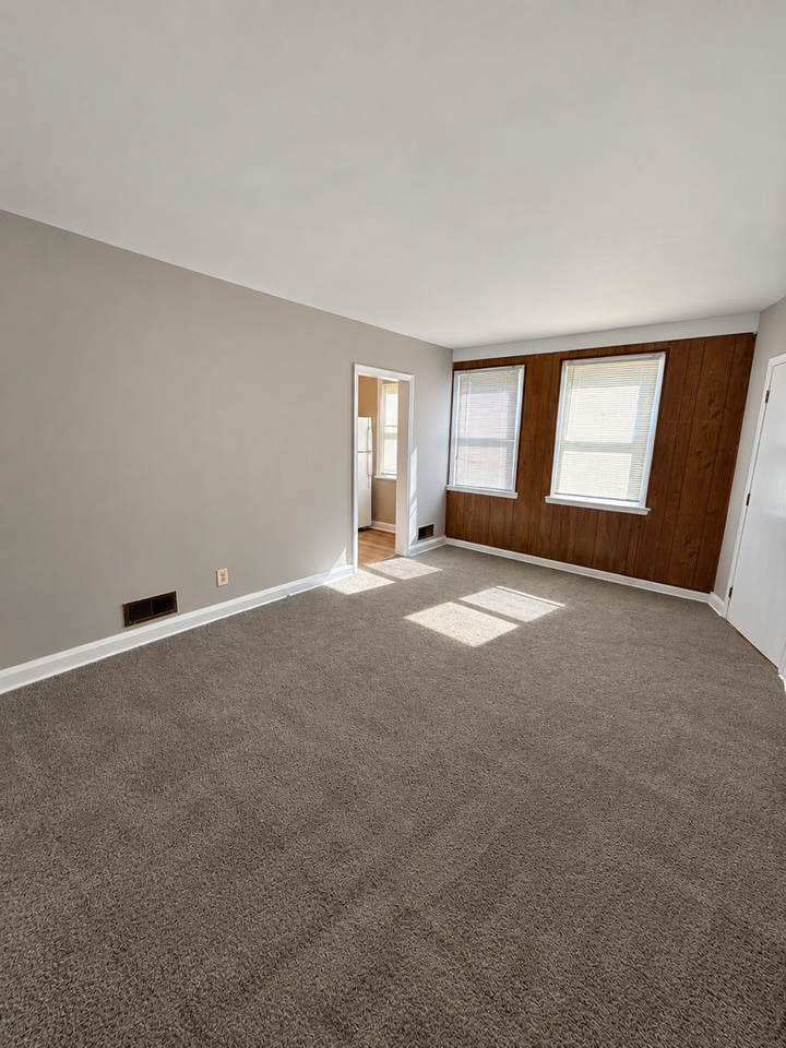 5520 Lothian Rd - Photo 5 of 14