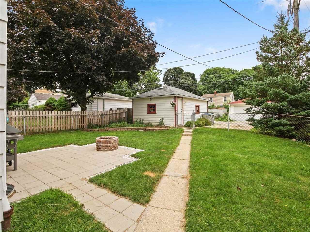 3224 N 78th St - Photo 3 of 15