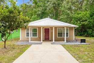 103 Ne 18th Ter - Photo 1 of 1