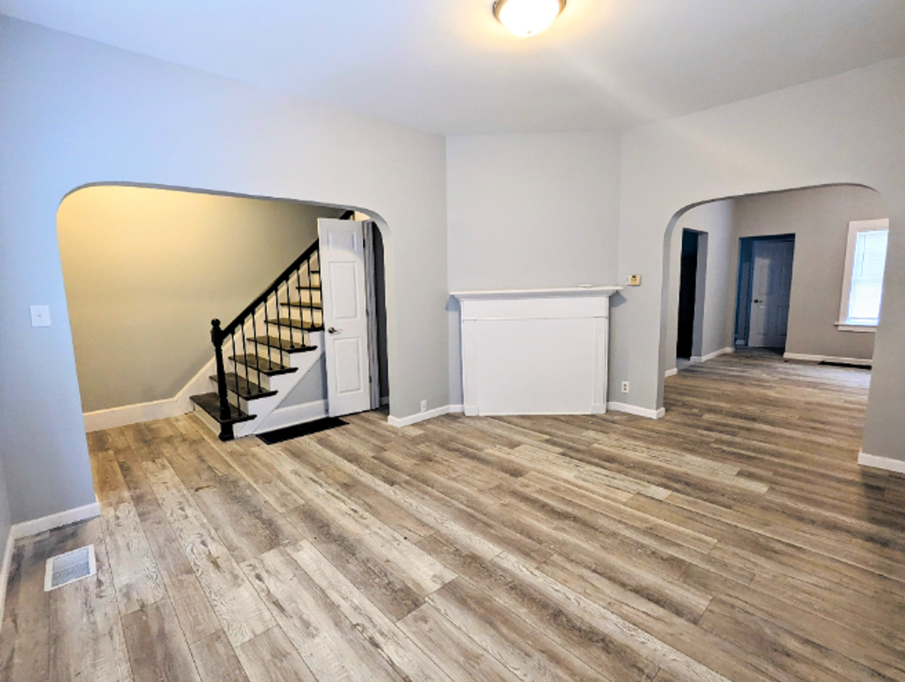 230 Cleveland Ave - Photo 2 of 14