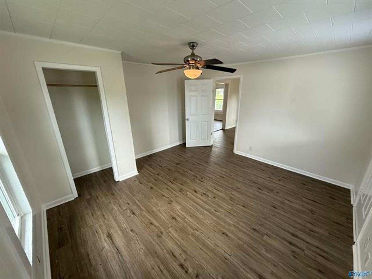 1808 Obrig Ave - Photo 3 of 11