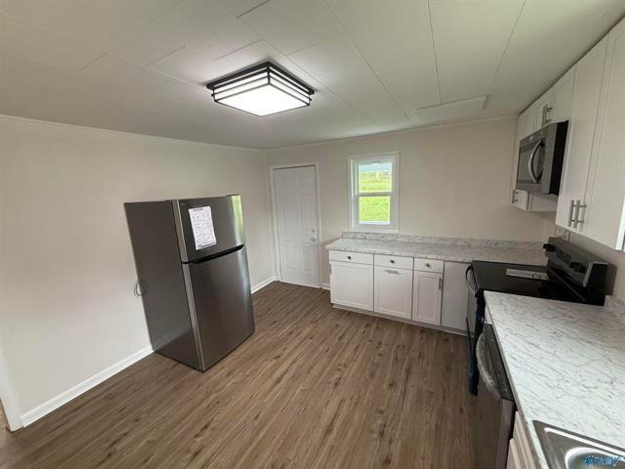 1808 Obrig Ave - Photo 7 of 11
