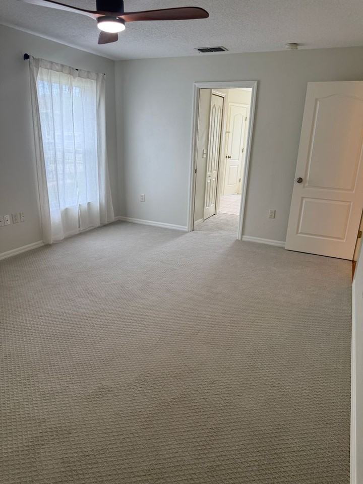 660 Park Valley Cir - Photo 7 of 46