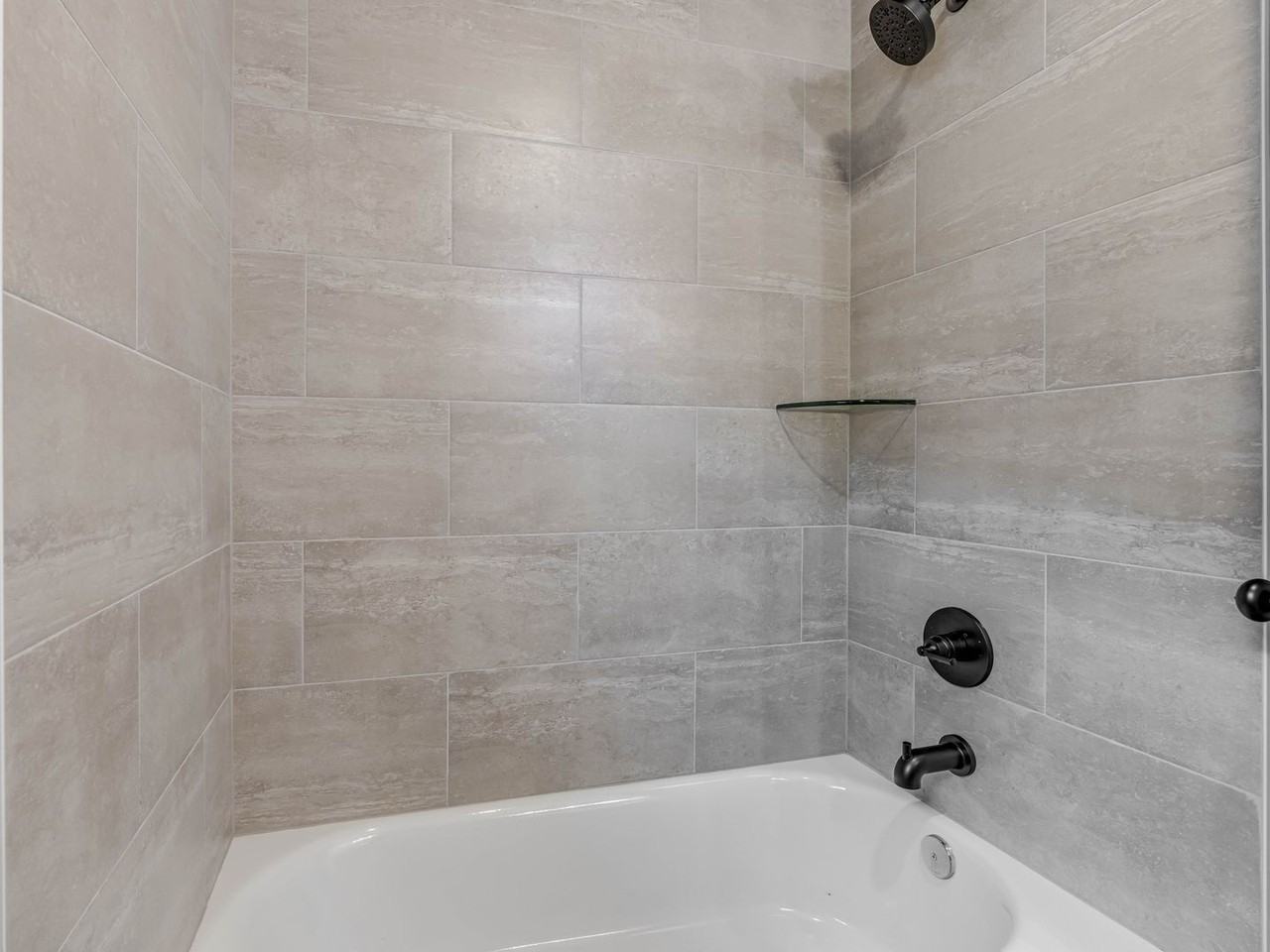 1102 Wisteria Way - Photo 7 of 33