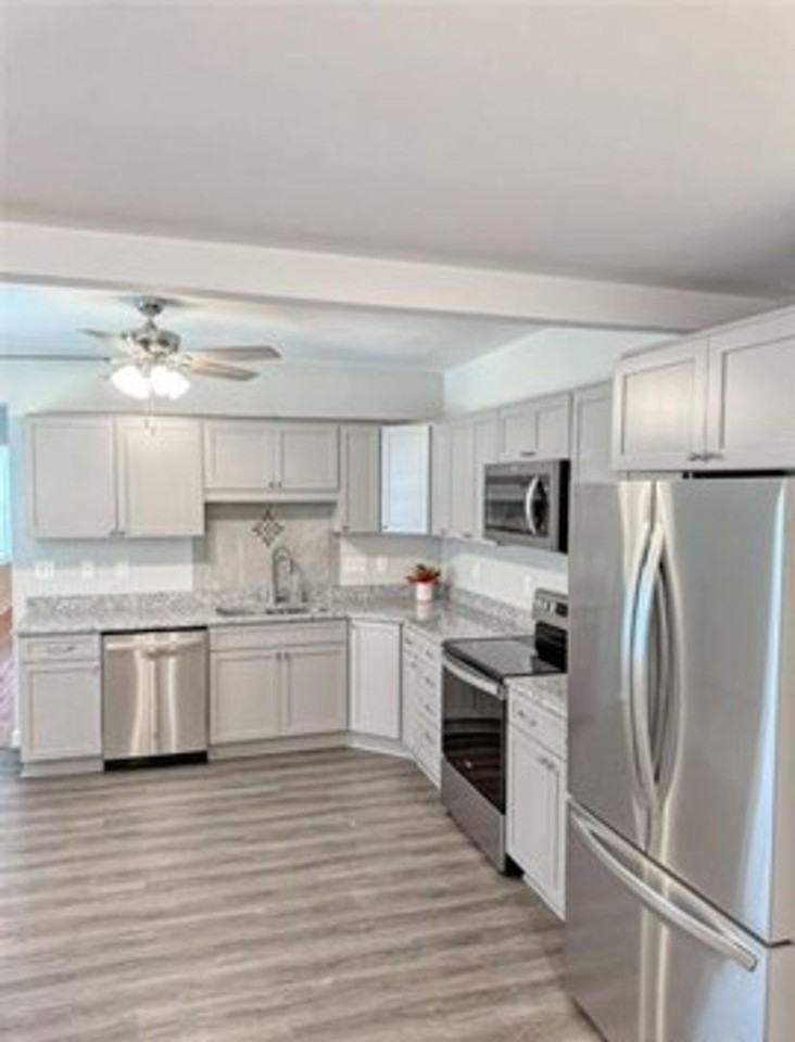 205 Neck O Land Rd - Photo 7 of 15