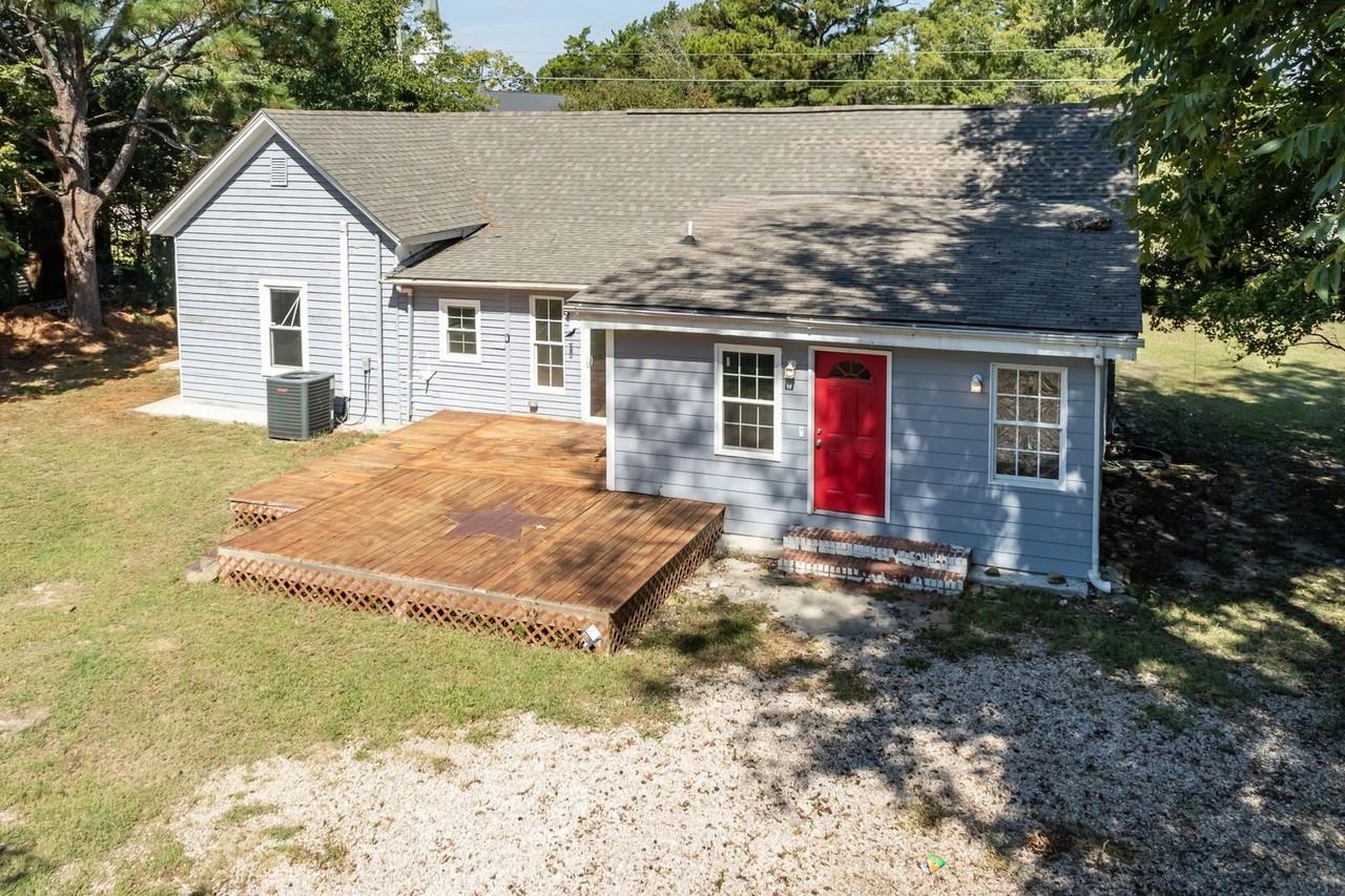 6017 Mount Pleasant Rd - Photo 6 of 34